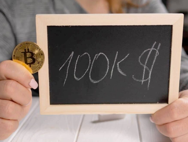 Bitcoin smeruje na 100 000 dolárov, tvrdí analytik