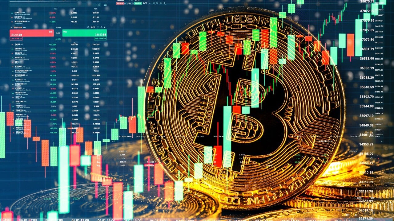 Bitcoin prudko stúpa. Aká je cenová predikcia na najbližší rok?