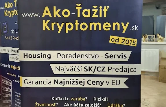 Rollup baner spoločnosti Ako ťažiť kryptomeny na konferencií